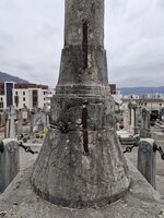 Bel ensemble d'agrafes.