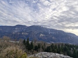 Du rocher de la Garde (704m).