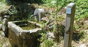 Le sentier des fontaines et du moulin Sillon à Corbel