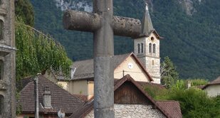 Croix de Lépin-le-Lac 73, chemin de la Croix.