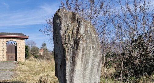 Le ''menhir'' de Moirans, Isère.
