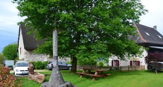 Croix à La Bauche.